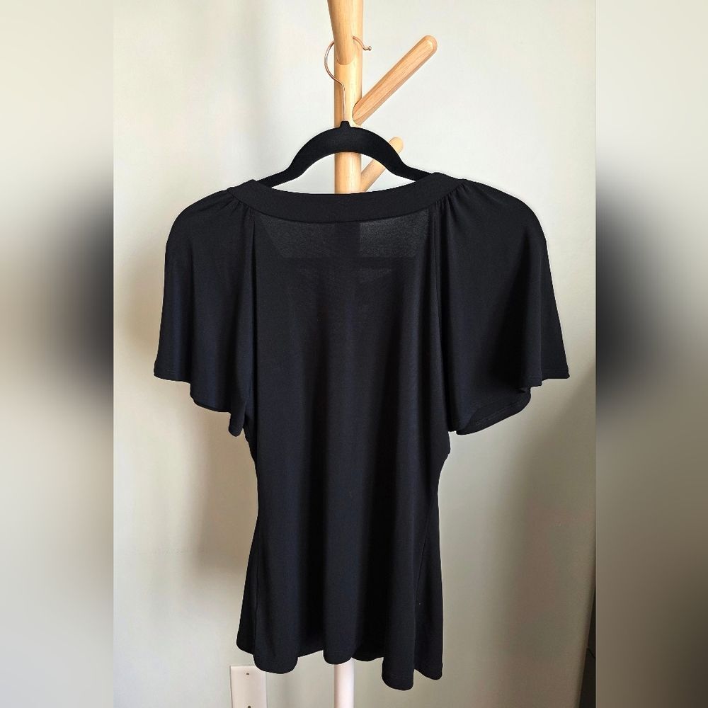 Elegant Stretchy Black Top - Picture 2 of 3